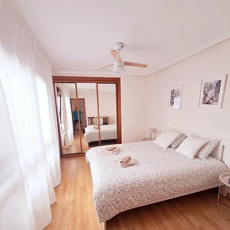Jona Asturias Apartment *